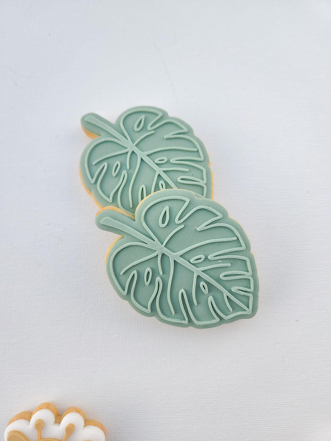 Leaf cookies