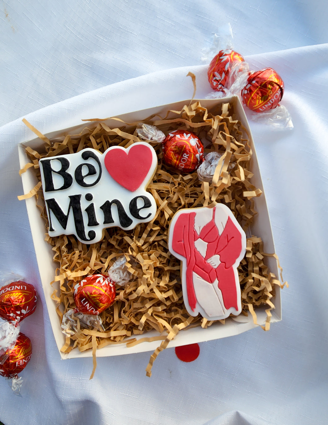 Be Mine w/ Lingerie 2 Pk