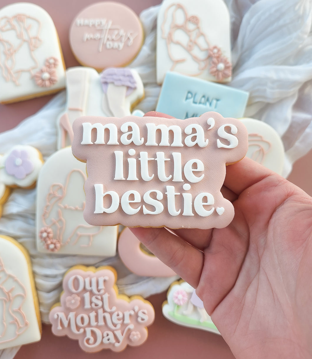 Mama's little bestie